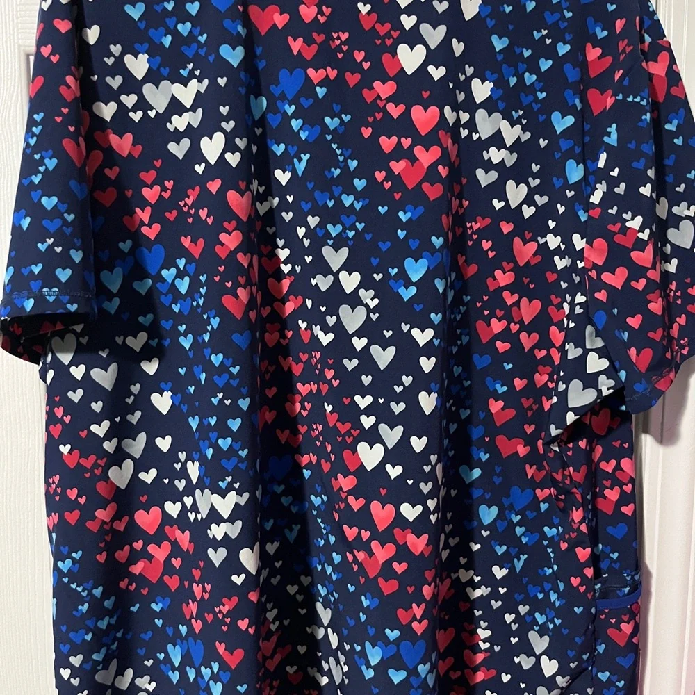 Heart Patterned Scrub Tops - Pink, Blue, set of 3 - Picture 8 of 14